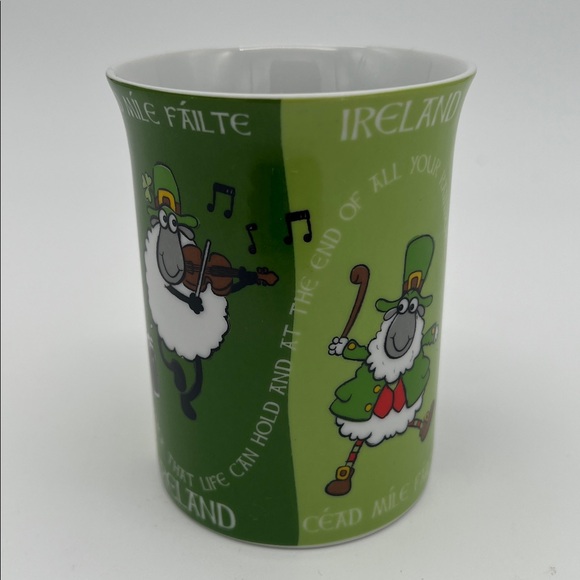 Ireland Green Sheep Mug "Céad Mile Fáilte" (a Hundred Thousand Welcomes) - Picture 2 of 8